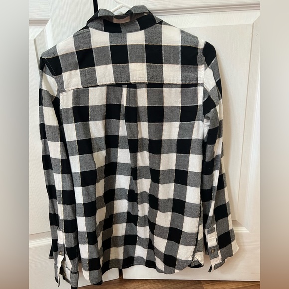 SO button down flannel - Picture 2 of 5